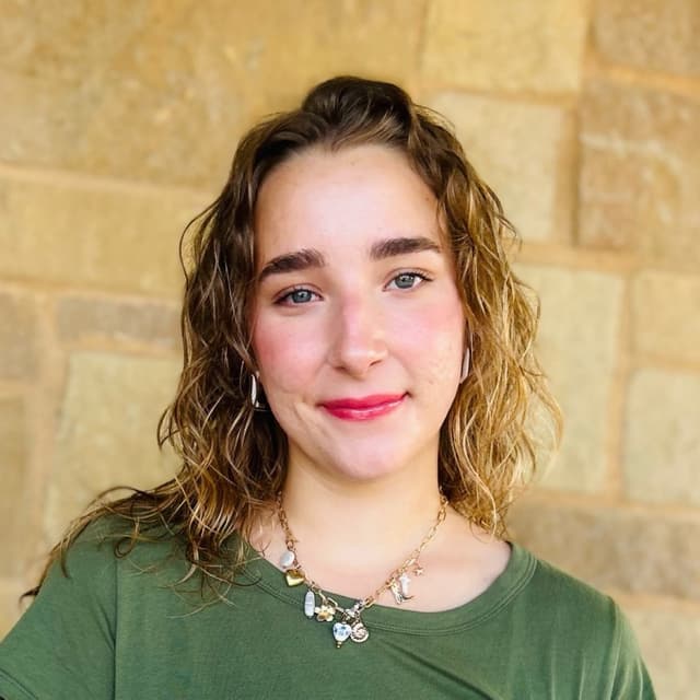 Ms. Michelle Peterson, Lower School Assistant Teacher & Theater Teacher at Valor Heights